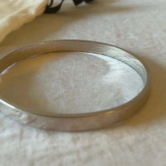 Kate Spade: Silver Tone Bow Bracelet- Marks - Picture 6 of 16